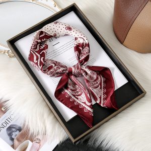 Kwiat nerkowca 70 cm Czerwony jedwabny szalik - damski' Olśniewający Vintage wszechstronny dodatek do torebki