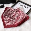 Cashew flower 70cm Red Silk Scarf - Women's Dazzling Vintage Versatile Bag Accessory - 画像 (3)