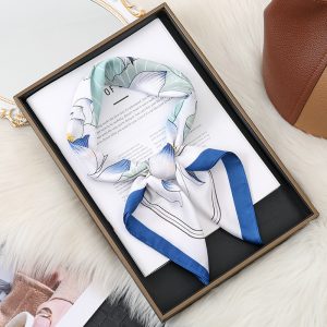 وشاح الربيع والخريف الجديد من الحرير الزهري الزهري - مربع متعدد الاستخدامات للمكتب، مميز للنساء