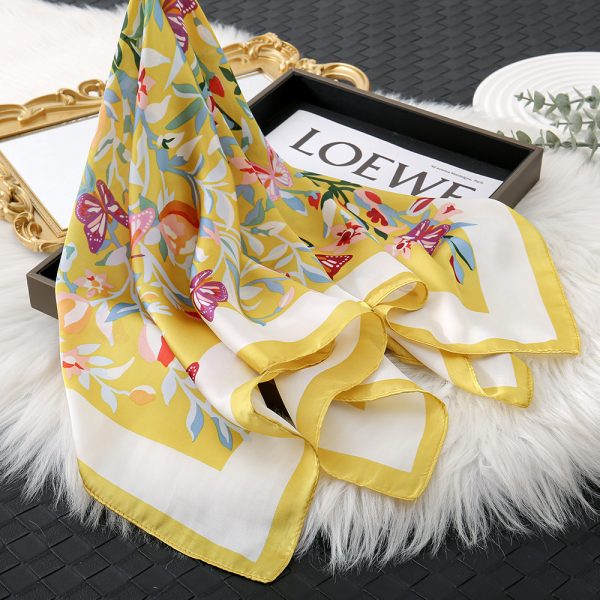 New Spring Floral Print Yellow Silk Scarf - 70cm Satiny Square, Stylish Premium Neck & Head Wrap - 이미지 2