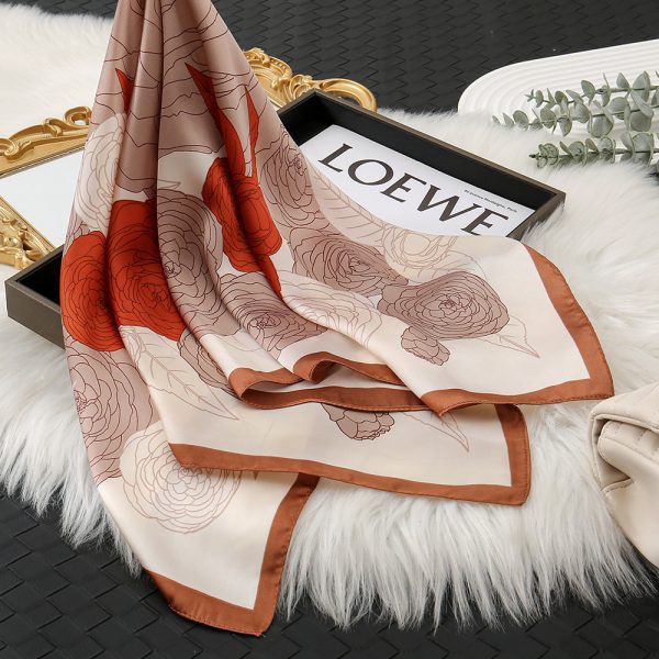 New Versatile Floral Women's Square Silk Scarf - 70cm Premium Stylish Fresh Neck Wrap - 이미지 2
