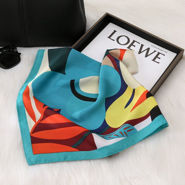 New Trendy Floral 70cm Silk Scarf - Premium Colorful Print Accessory for Women - 이미지 3