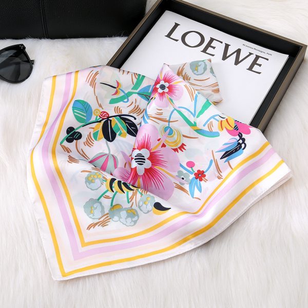 Colorful Floral Silk Scarf for Women - 70cm Vibrant Square Wrap Fashion Accessory - 이미지 3