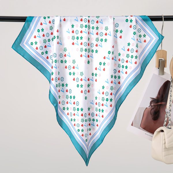 Green V Letter Print Square Silk Scarf - Striped Head/Hair Wrap & Shawl for Women - 이미지 4